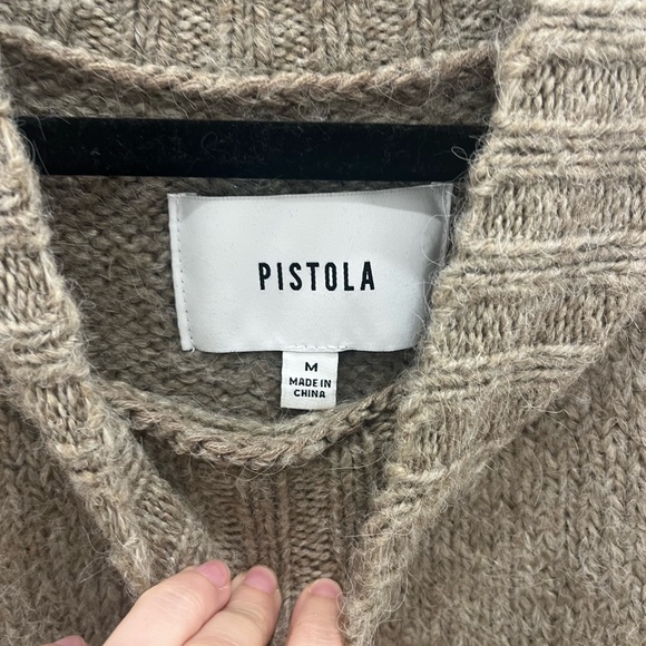 Pistola Oversized Sweater - Picture 4 of 4